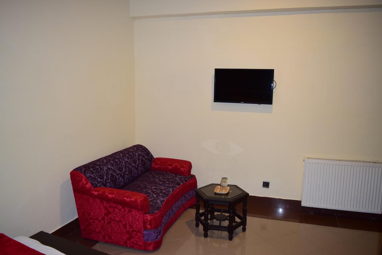 Hotel Move-N-Pick Murree Exterior foto