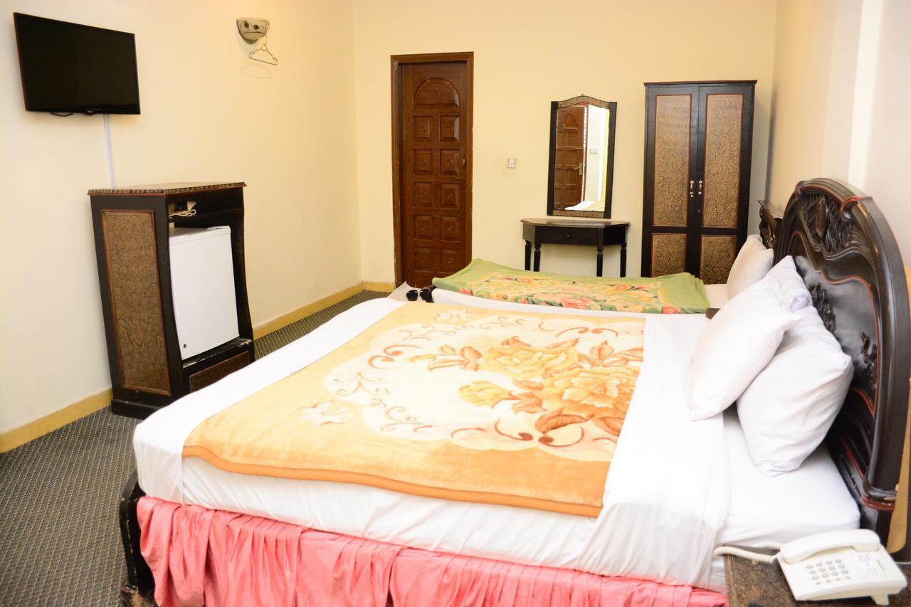 Hotel Move-N-Pick Murree Exterior foto