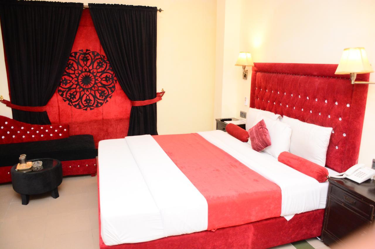 Hotel Move-N-Pick Murree Exterior foto