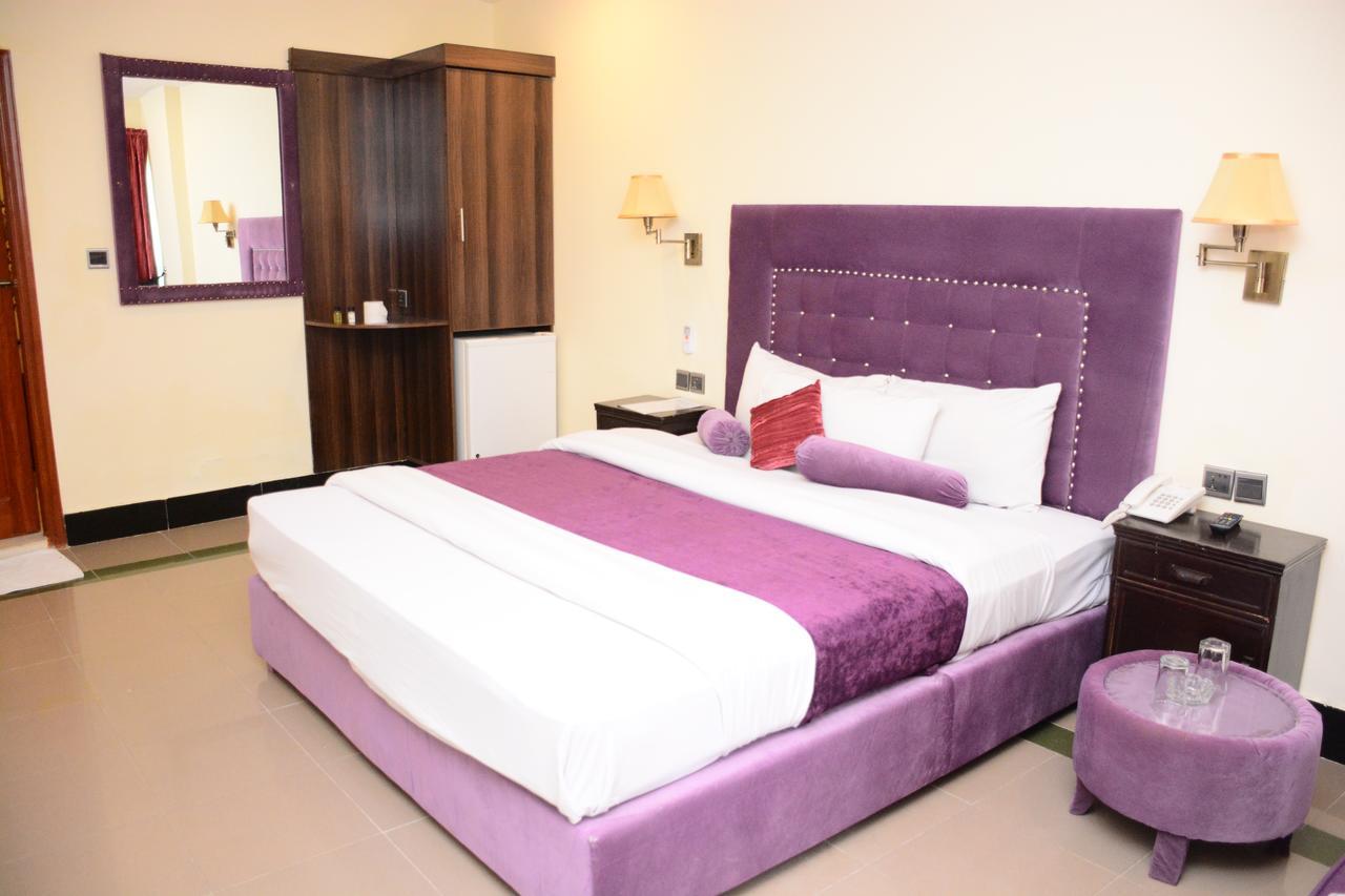 Hotel Move-N-Pick Murree Exterior foto